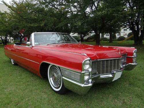 CADILLAC